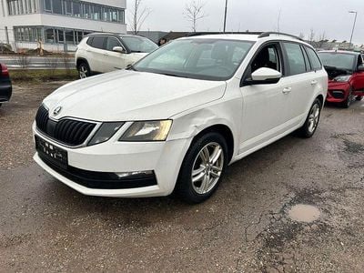 Gebraucht Skoda Octavia Ambition 116 PS (85 kW) 2019 Weiß Kombi