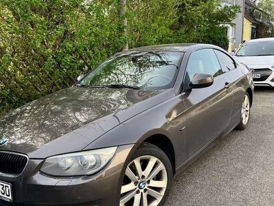 gebraucht BMW 320 320 d Coupe Aut.Bj 11.2010