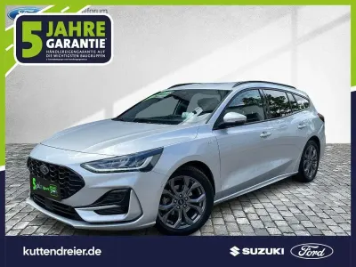 Gebraucht Ford Focus ST-Line X 125 PS (91 kW) 2023 Polarsilber metallic Kombi