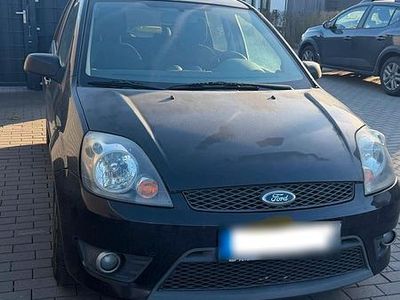 Second-hand Ford Fiesta 69 CP (50 kW) 2007 Negru Hatchback