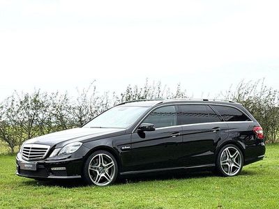 Schwarz Gebraucht 2011 Mercedes E63 AMG AMG Kombi | 51.950 €