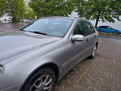 Mercedes C180