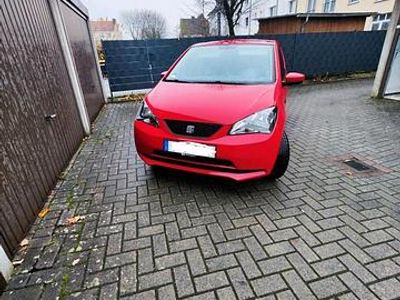 Gebraucht Seat Mii Chic 68 PS (50 kW) 2013 Rot Kleinwagen