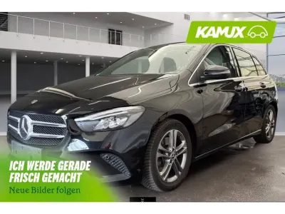 Gebraucht Mercedes B220 Progressive 190 PS (139 kW) 2019 Kosmosschwarz Van / Kleinbus