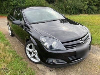 Opel Astra GTC