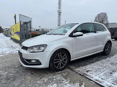Weiß Gebraucht 2017 VW Polo Highline Kleinwagen | 10.400 € (Etwas zu teuer)
