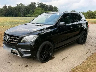 Gebraucht Mercedes ML350 258 PS (189 kW) 2012 Schwarz SUV