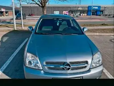 Gebraucht Opel Vectra 122 PS (89 kW) 2003 Grau Limousine