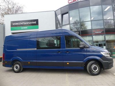 Gebraucht VW Crafter 177 PS (130 kW) 2022 Deep ocean blue Van