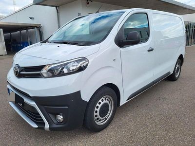 Gebraucht Toyota Proace 144 PS (105 kW) 2023 Weiß Van / Kleinbus