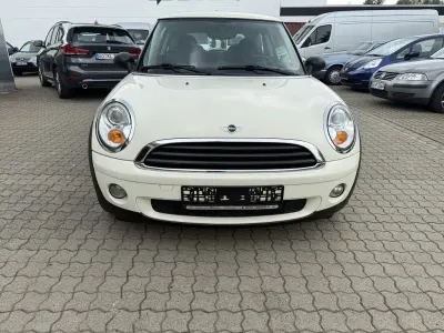 Gebraucht Mini ONE 75 PS (55 kW) 2009 Weiß Kleinwagen