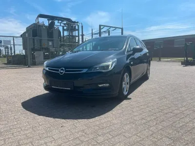 Używany Opel Astra Dynamic 136 KM (100 kW) 2016 Czarny Kombi