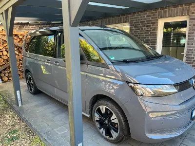 Używany VW T7 150 KM (110 kW) 2025 Szary Van