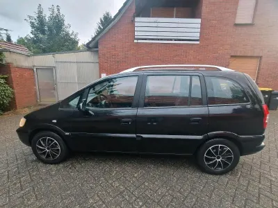 Gebraucht Opel Zafira 125 PS (91 kW) 2005 Schwarz Van / Kleinbus