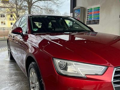 Gebraucht Audi A4 150 PS (110 kW) 2017 Rot Kombi