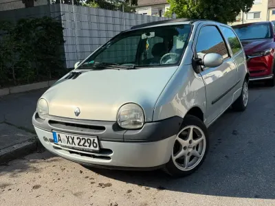 Gebraucht Renault Twingo 54 PS (39 kW) 2007 Silber Kleinwagen
