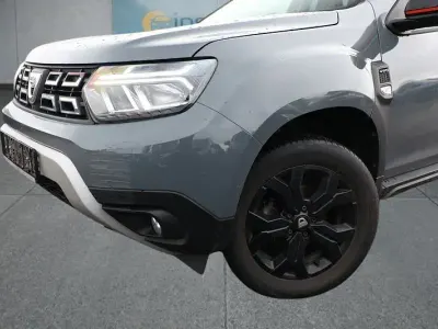 Używany Dacia Duster 150 KM (110 kW) 2022 Szary SUV