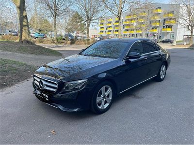 Gebraucht Mercedes E200 184 PS (135 kW) 2017 Schwarz Limousine