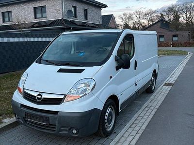 Gebraucht Opel Vivaro 114 PS (83 kW) 2009 Weiß Van / Kleinbus