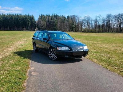 Second-hand Volvo V70 170 CP (125 kW) 2006 Negru Break