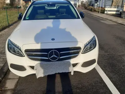 Gebraucht Mercedes C300 Avantgarde 245 PS (180 kW) 2016 Weiß Kombi