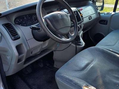 Gebraucht Renault Trafic 120 PS (88 kW) 2004 Grau Van / Kleinbus