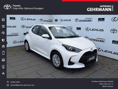 Neu Toyota Yaris Hybrid Business Edition 116 PS (85 kW) 2025 Weiß Limousine