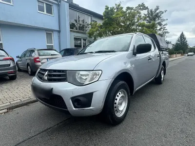 Gebraucht Mitsubishi L200 127 PS (93 kW) 2012 Silber Pickup