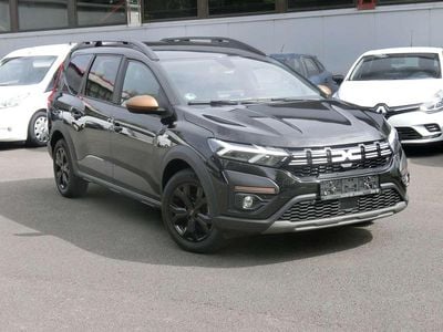 Gebraucht Dacia Jogger Extreme 91 PS (66 kW) 2024 Schwarz  metallic Van / Kleinbus