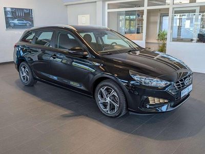 Gebraucht Hyundai i30 116 PS (85 kW) 2022 Schwarz Kombi