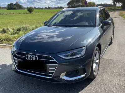Gebraucht Audi A4 Advanced 204 PS (150 kW) 2021 Grau Kombi