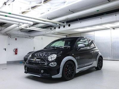 Gebraucht Abarth 695 70th Anniversary 179 PS (131 kW) 2020 Schwarz Kleinwagen