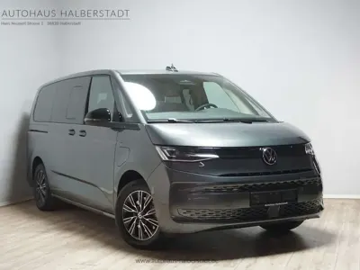Gebraucht VW T7 177 PS (130 kW) 2025 Grau Van