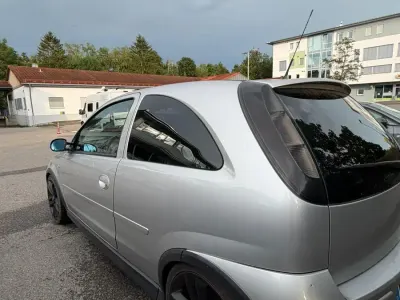 Gebraucht Opel Corsa 125 PS (91 kW) 2005 Grau Kleinwagen