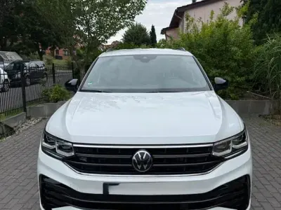 Gebraucht VW Tiguan Allspace Black Edition 190 PS (139 kW) 2024 Weiß SUV