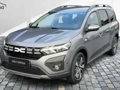 Neu Dacia Jogger Expression 110 PS (80 kW) 2025 Grau Van / Kleinbus