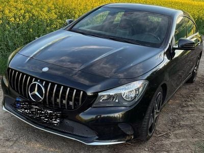 Mercedes CLA200
