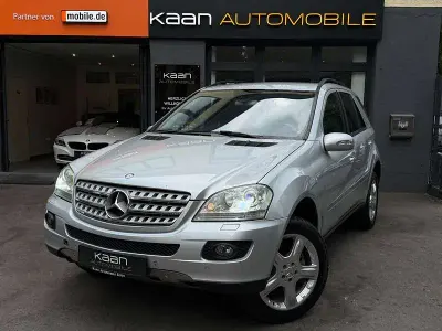 Gebraucht Mercedes ML320 224 PS (164 kW) 2006 Grau SUV