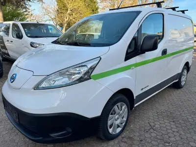 Gebraucht Nissan e-NV200 80 kW (109 PS) 2015 Weiß Van / Kleinbus