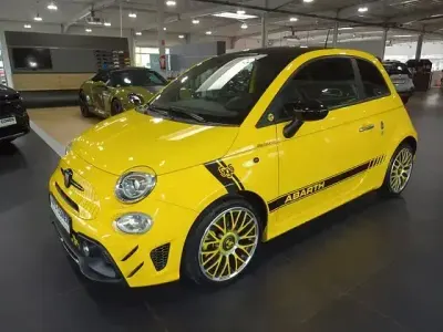 Używany Abarth 595 146 KM (107 kW) 2019 Żółty Coupe