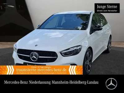 Gebraucht Mercedes B250 Progressive 224 PS (164 kW) 2025 Weiß Van / Kleinbus