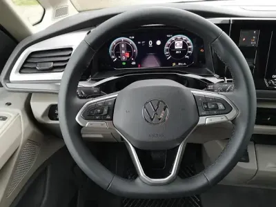 Neu VW California Beach 150 PS (110 kW) 2026 Indiumgrau metallic Van