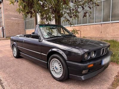 Gebraucht BMW 318 Cabriolet 113 PS (83 kW) 1991 Schwarz Cabrio