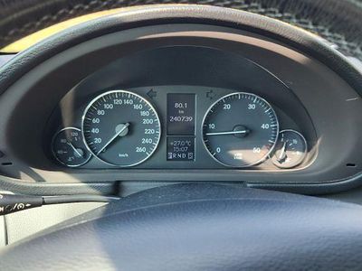Mercedes C320