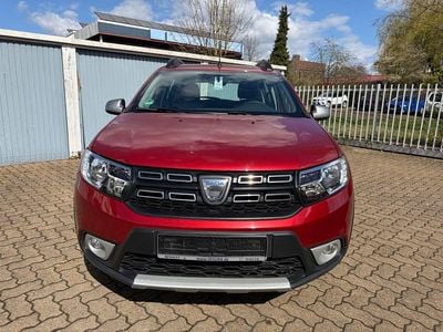 Gebraucht Dacia Sandero Prestige 90 PS (66 kW) 2019 Rot Kleinwagen