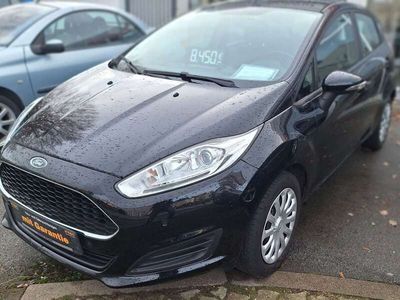 gebraucht Ford Fiesta 1.2 8x bereift 1.Hand