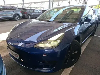 Occasion Tesla Model 3 Standard Range 225 kW (306 ch) 2022 Bleue Berline
