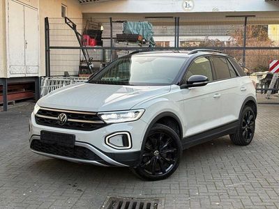 Second-hand VW T-Roc Style 150 CP (110 kW) 2023 Bej SUV