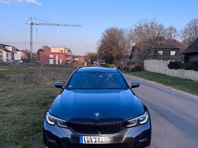 Gebraucht BMW 330 M Sport 265 PS (194 kW) 2020 Grau Kombi