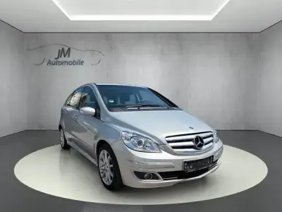 Gebraucht Mercedes B180 135 PS (99 kW) 2007 Silber Van / Kleinbus